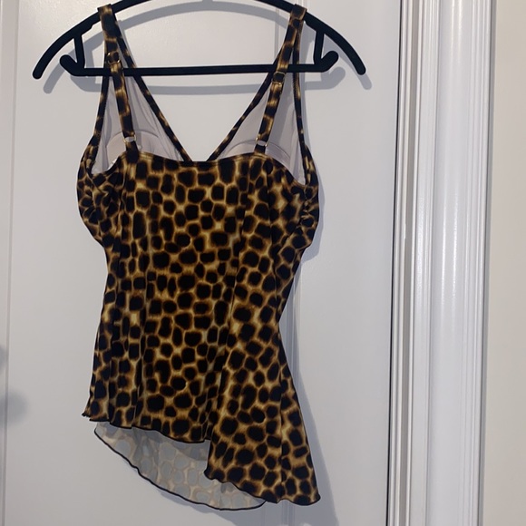 Leopard print bathing suit top - Picture 3 of 3